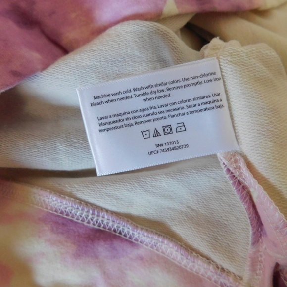 NWT!! WILDFOX Two-Piece Set Top Sweatshirt Shorts Purple Tie Dye Stars X-Large - Picture 15 of 16